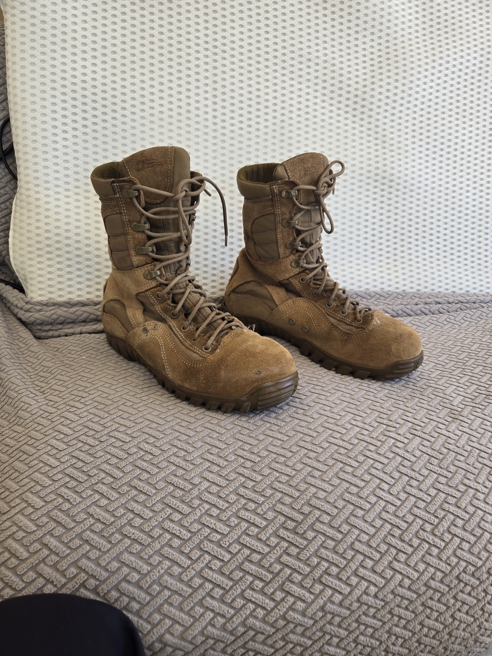 Belleville C320 Ultra Light Assault Boots Size 10.0 R